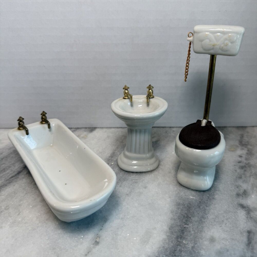 Vtg Porcelain Dollhouse Bathroom Set Toilet Sink Bathtub White Miniature